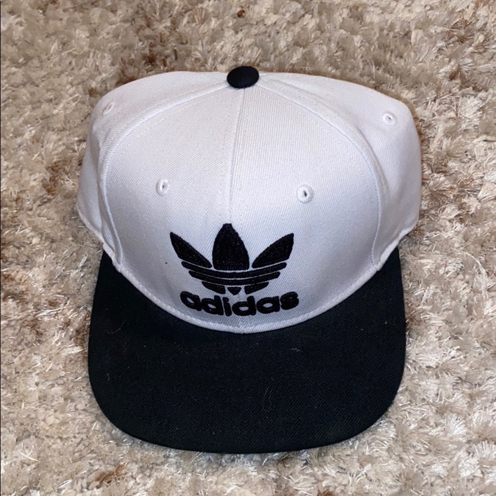 Men’s Flat White Adidas Hat